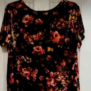 Black velvet flower shirt